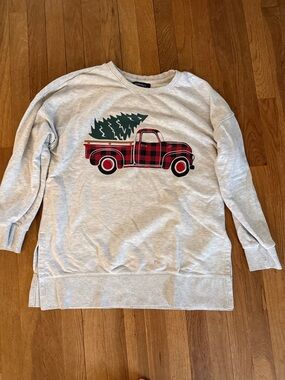 Ellen Tracy Light Gray Crewneck with Red Buffalo Plaid Truck and Green Tree